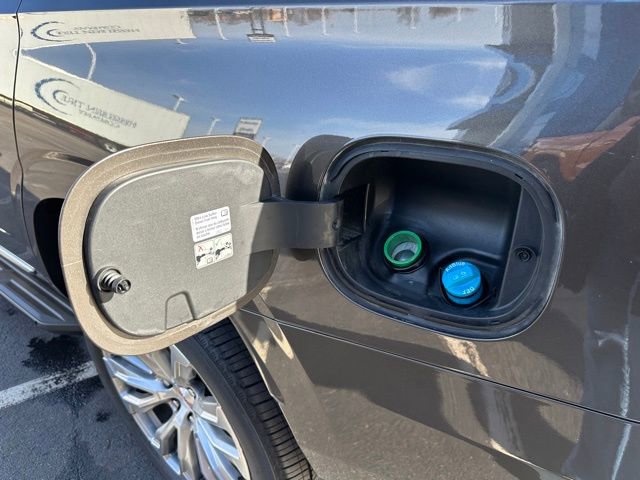 Used 2021 GMC Yukon Denali image 9