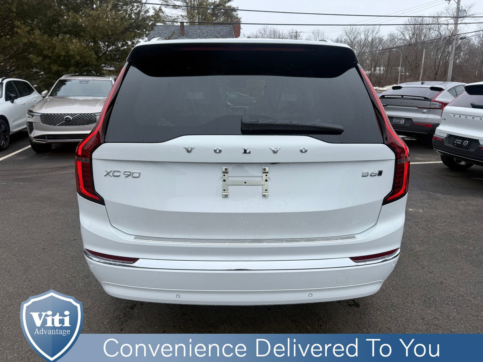 New 2026 Volvo XC90 B6 Plus w/ Protection Package Premier image 7