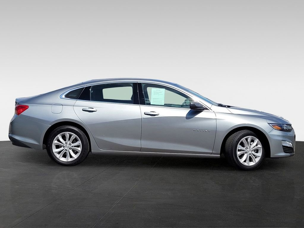 Used 2024 Chevrolet Malibu LT FWD image 3