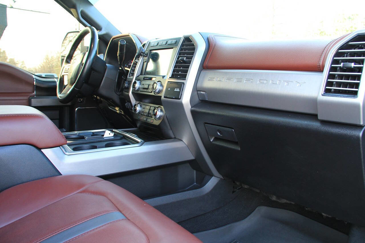Used 2019 Ford F350 Platinum w/ Platinum Ultimate Package image 14