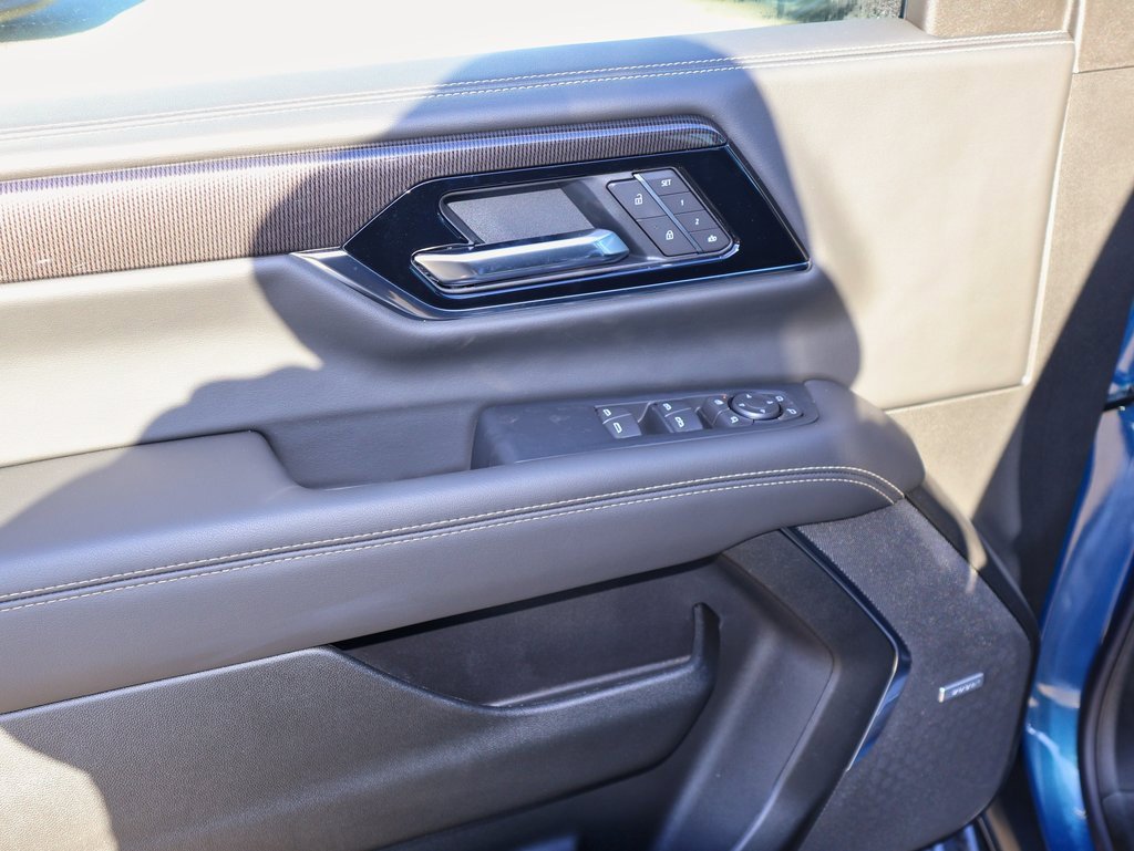 New 2026 GMC Yukon XL Elevation w/ Elevation Premium Package image 12