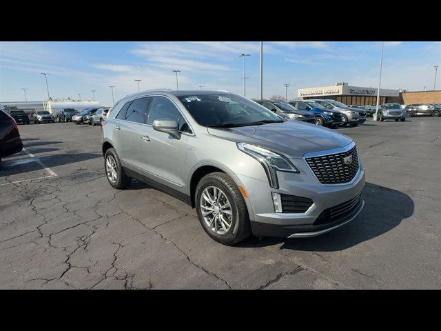 Certified 2023 Cadillac XT5 Premium Luxury image 2