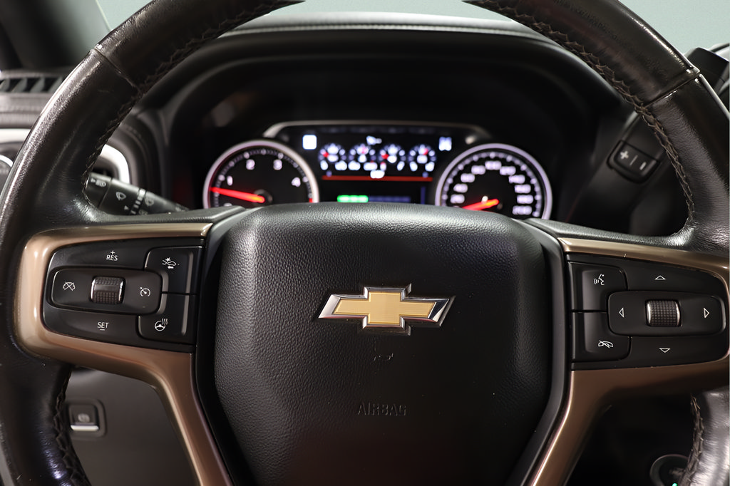 Used 2023 Chevrolet Silverado 2500 High Country w/ Z71 Off-Road Package AWD/4WD image 13