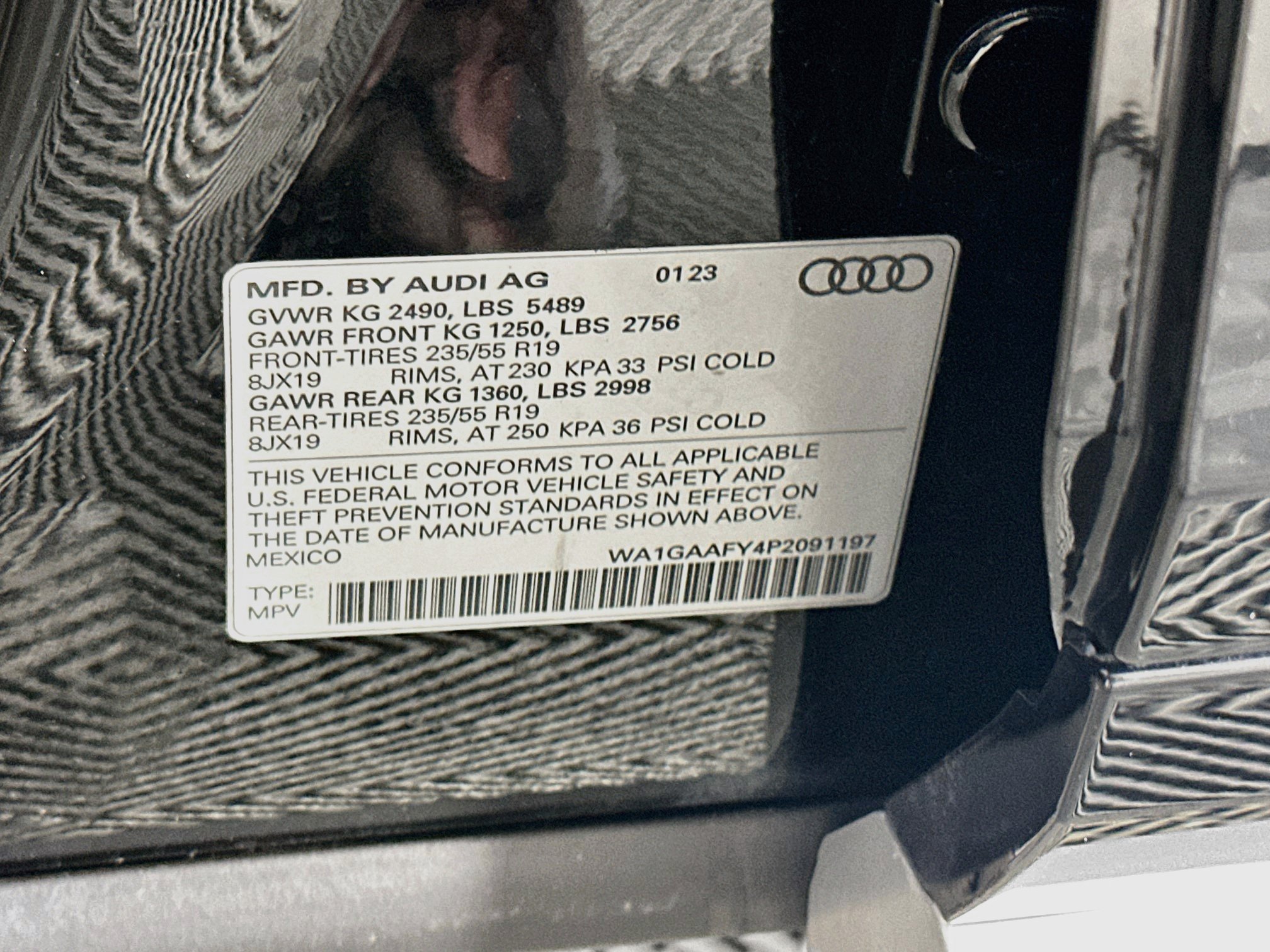 Used 2023 Audi Q5 2.0T Premium w/ Convenience Package AWD/4WD image 12