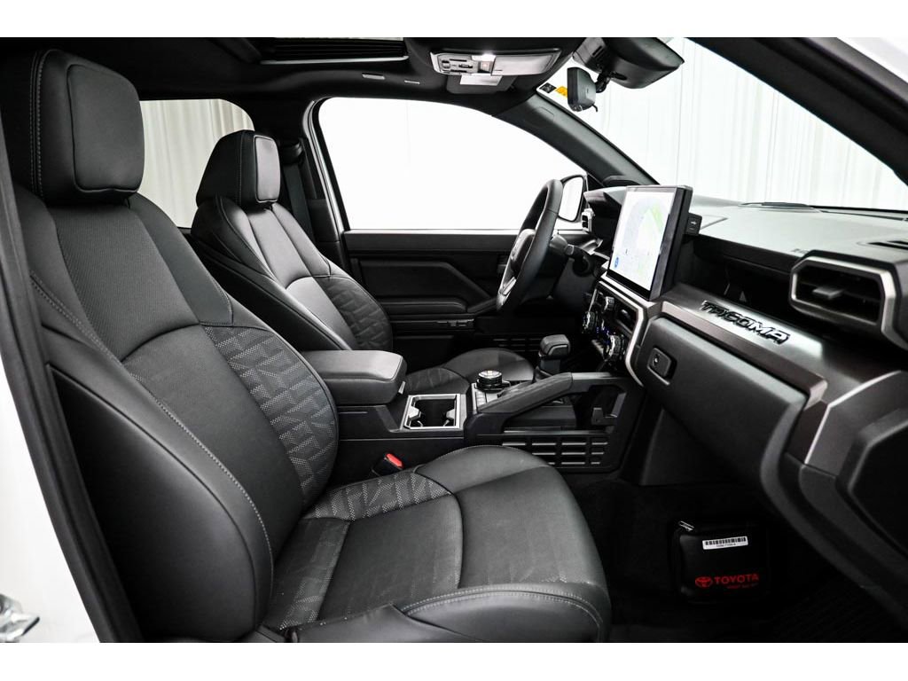 Used 2024 Toyota Tacoma TRD Off-Road w/ TRD Off Road Premium Package image 16