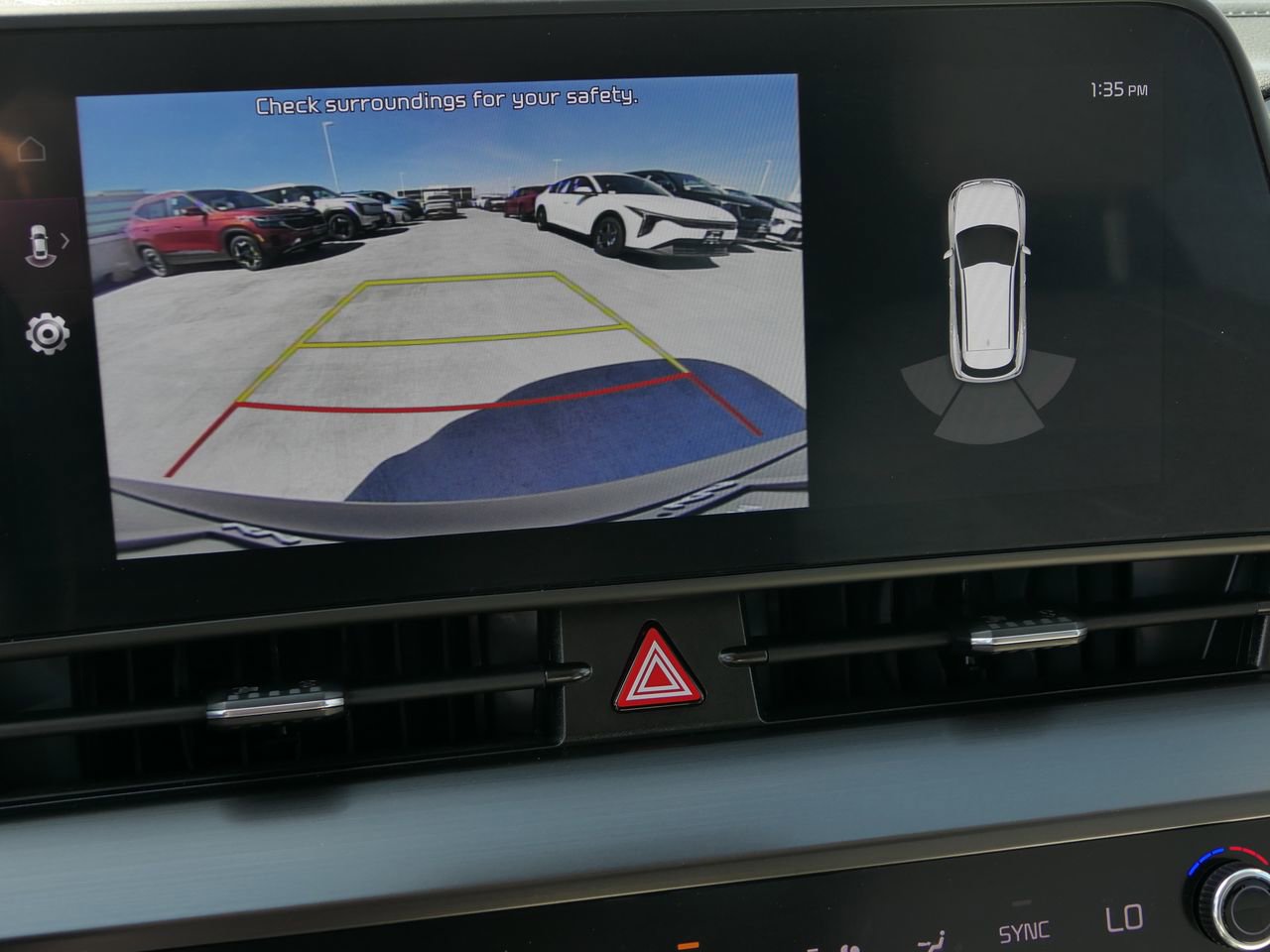 Used 2025 Kia Sportage EX image 18