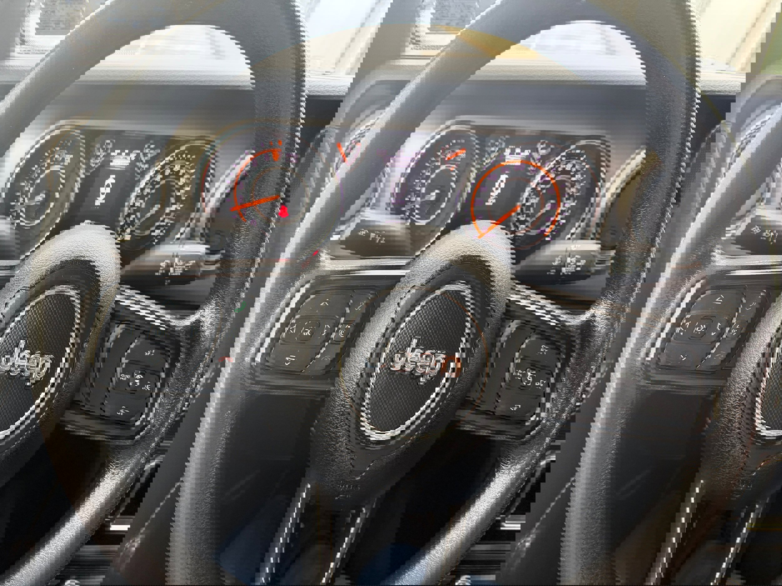 Used 2021 Jeep Gladiator Sport image 14