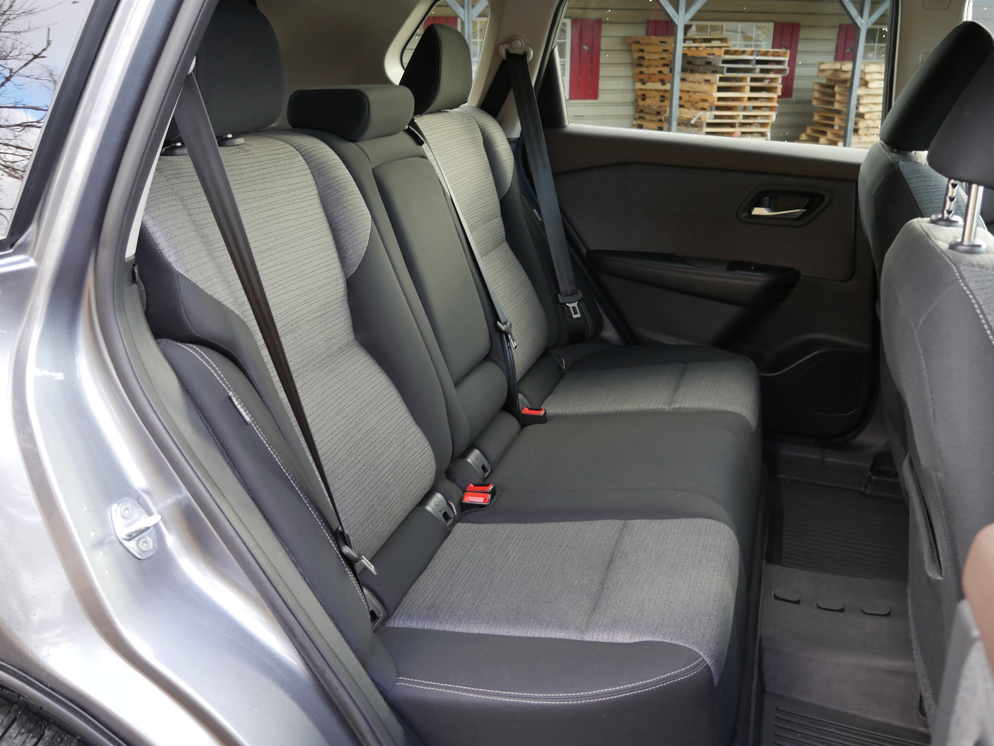 Certified 2022 Nissan Rogue SV image 24