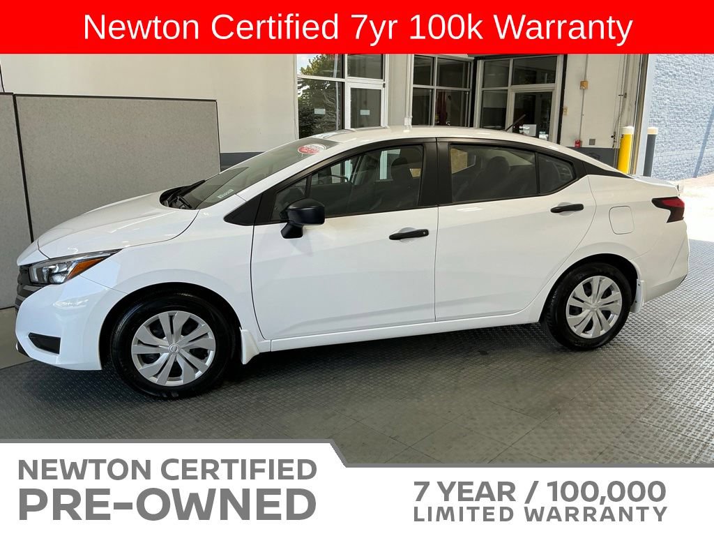 Used 2025 Nissan Versa S w/ Trunk Package FWD image 3