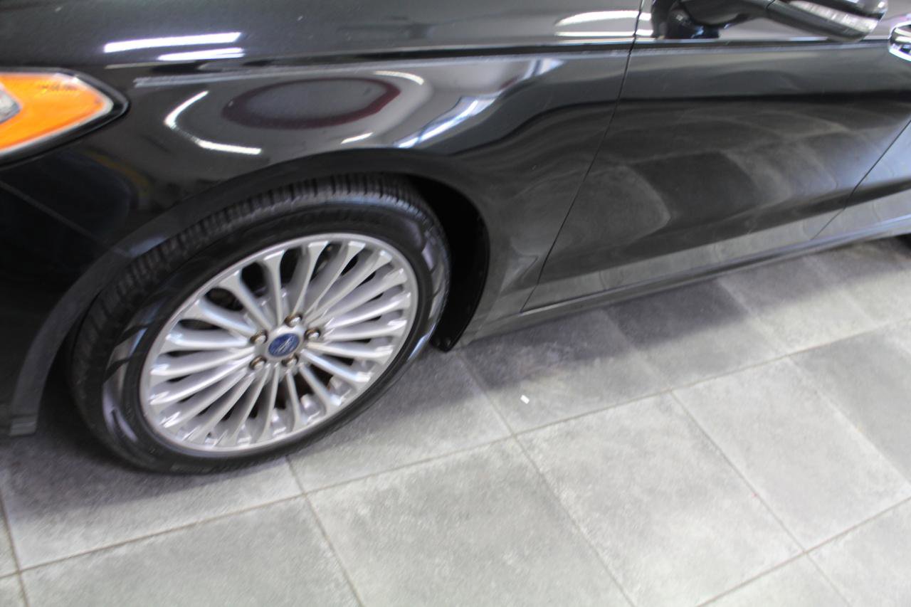 Used 2014 Ford Fusion Titanium FWD image 32