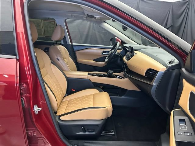 Used 2023 Nissan Rogue Platinum AWD/4WD image 15