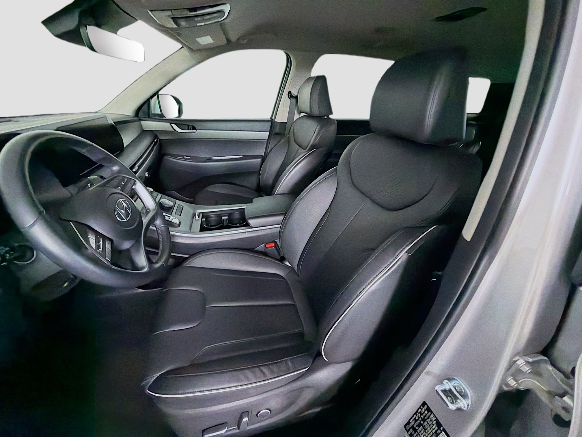 Used 2024 Hyundai Palisade SEL FWD image 13