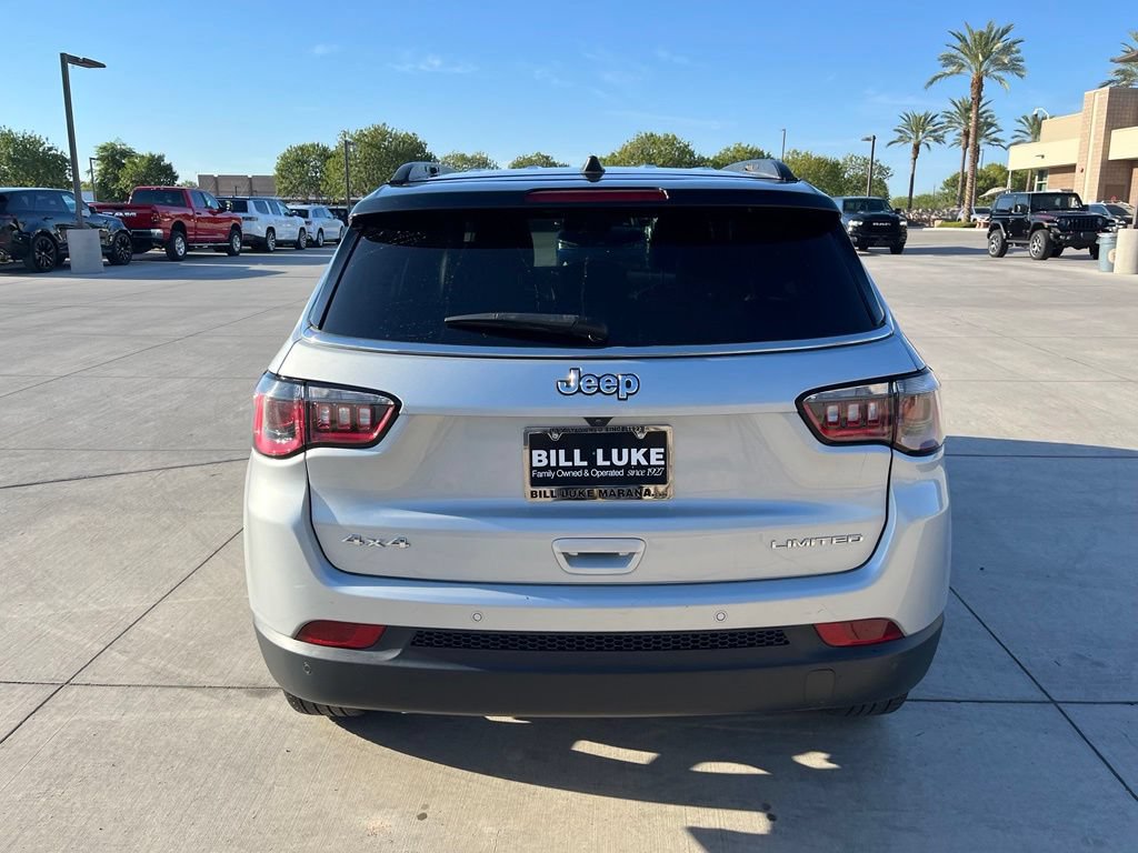 Used 2025 Jeep Compass Limited AWD/4WD image 9