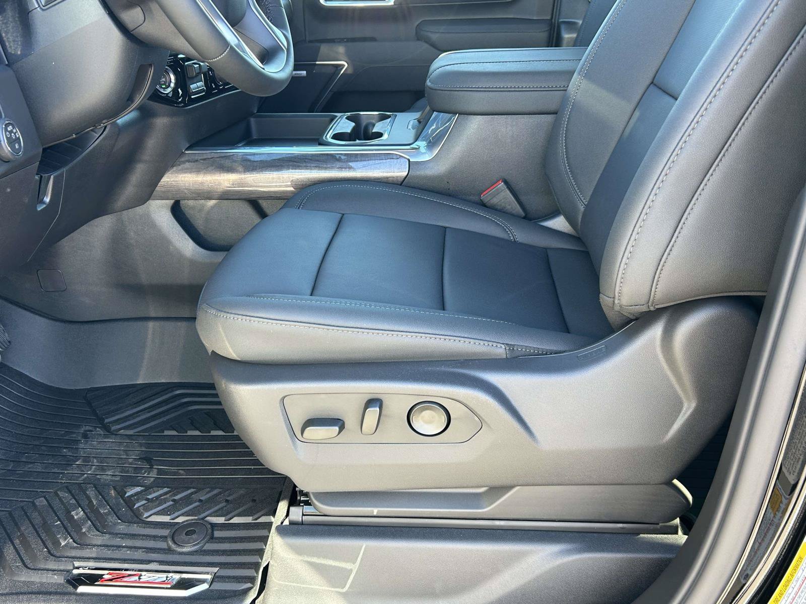 New 2026 Chevrolet Silverado 3500 LTZ AWD/4WD image 22