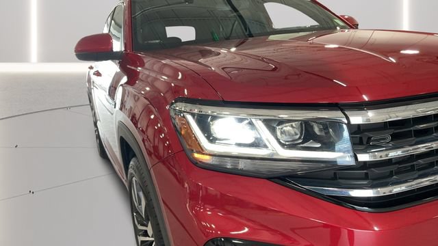 Used 2020 Volkswagen Atlas Cross Sport SEL R-Line AWD/4WD image 40