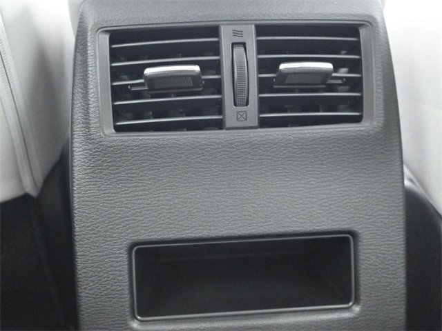 New 2025 Mitsubishi Outlander SE image 12