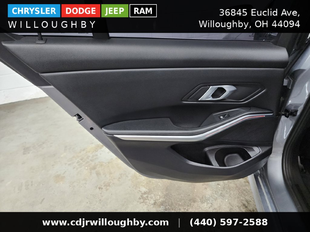 Used 2025 BMW 330i xDrive Sedan w/ Convenience Package AWD/4WD image 28