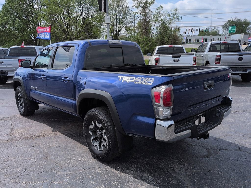 Used 2022 Toyota Tacoma TRD Off-Road AWD/4WD image 5