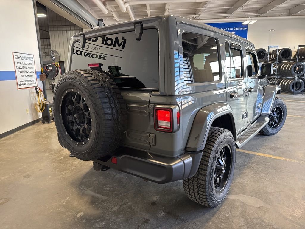 Used 2021 Jeep Wrangler Unlimited Sahara w/ Uconnect 4C Nav & Sound Group image 5