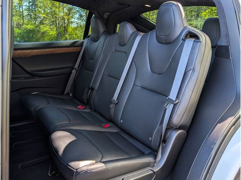 Used 2020 Tesla Model X Long Range image 18