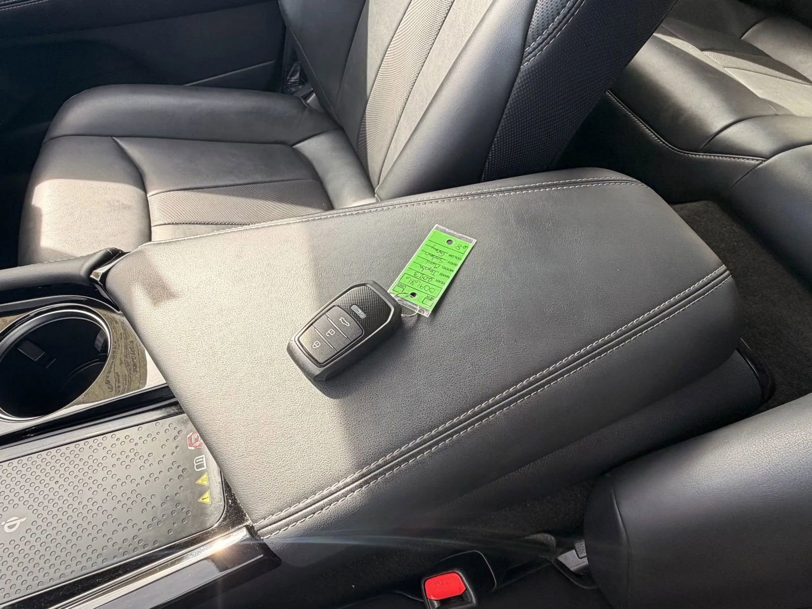 Used 2023 Toyota Mirai w/ Advanced Technology Package RWD image 24