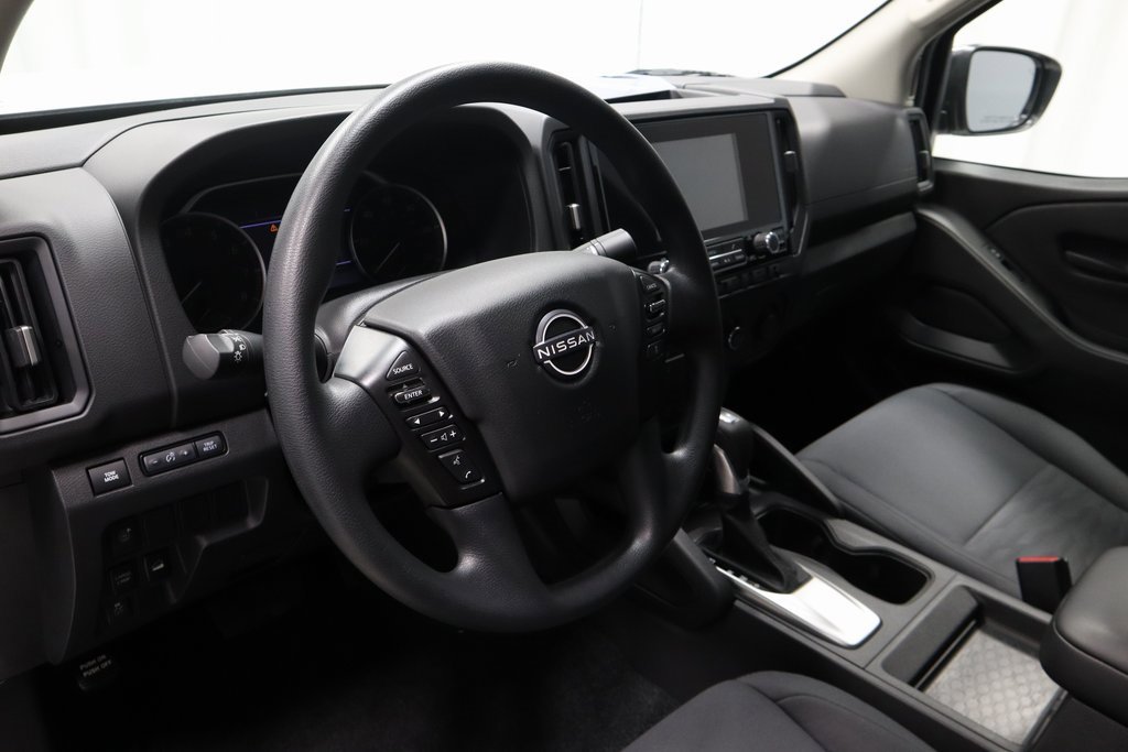 Certified 2025 Nissan Frontier S image 23