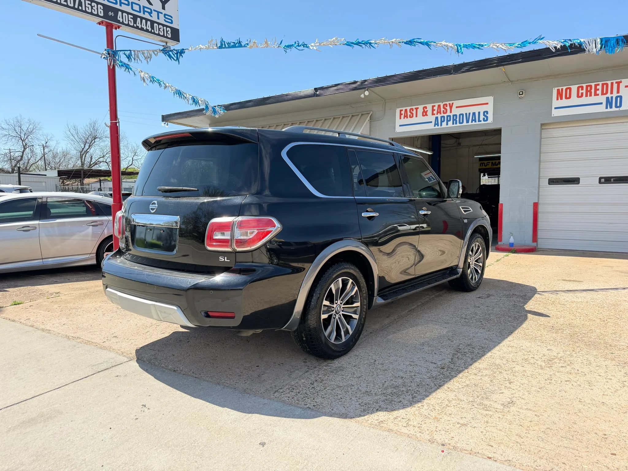 Used 2018 Nissan Armada SL w/ Moonroof Package AWD/4WD image 6