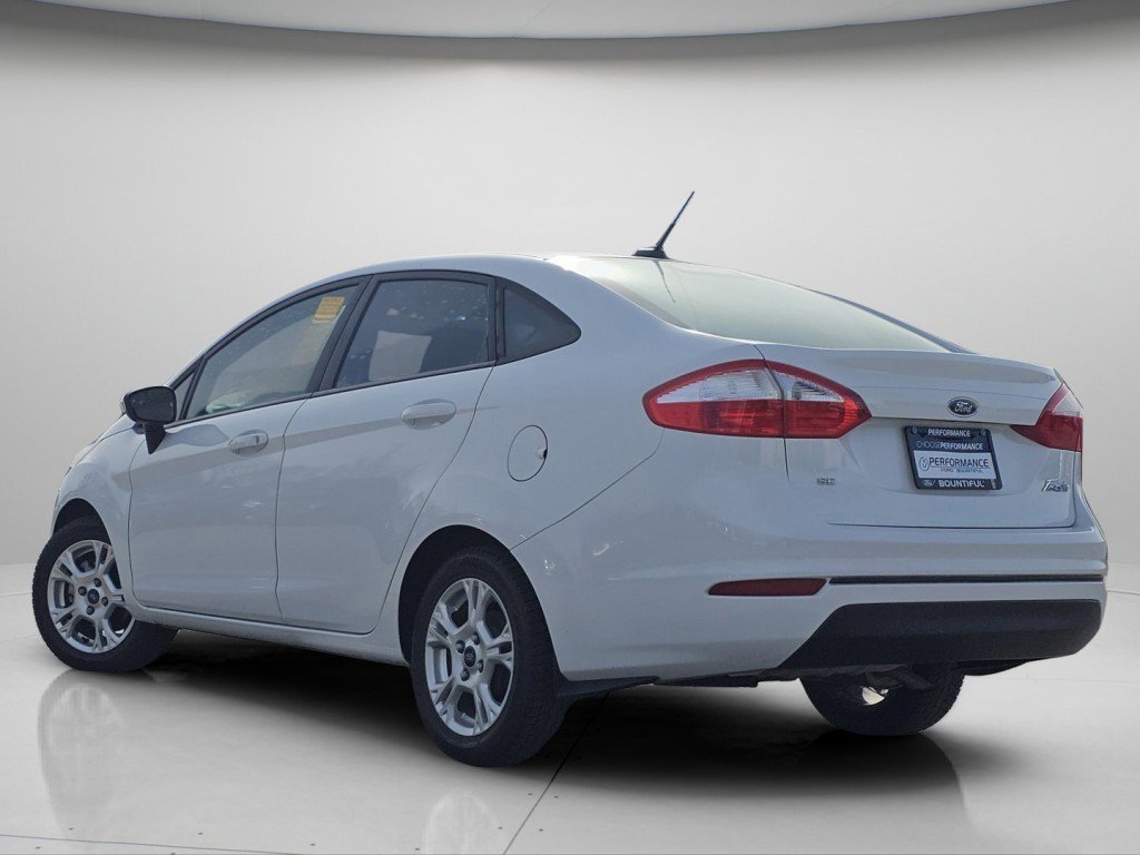 Used 2015 Ford Fiesta SE image 19