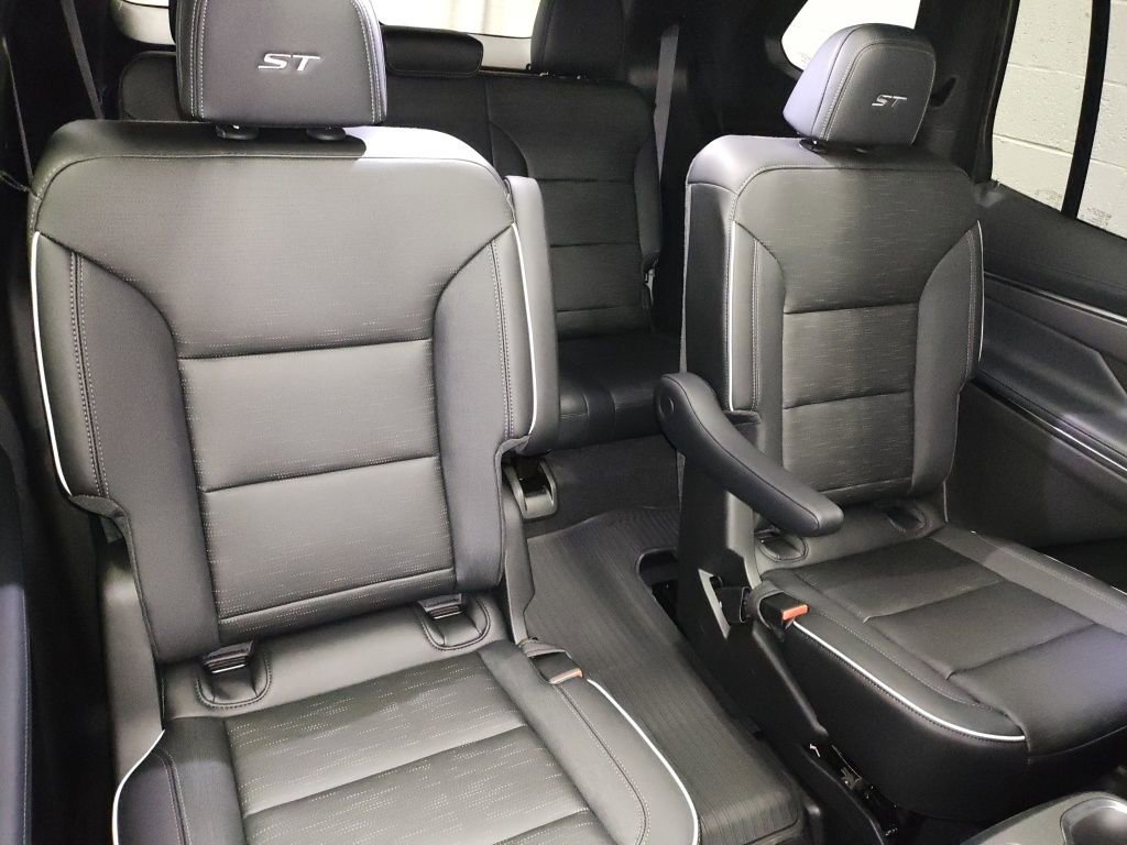 New 2026 Buick Enclave Sport Touring w/ Power Package image 11