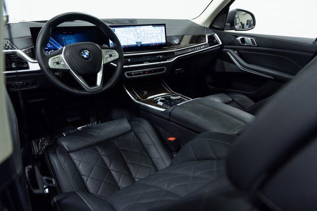 Certified 2023 BMW X7 xDrive40i w/ Premium Package image 20