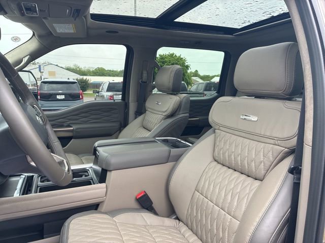 Used 2026 Ford F450 Platinum image 25