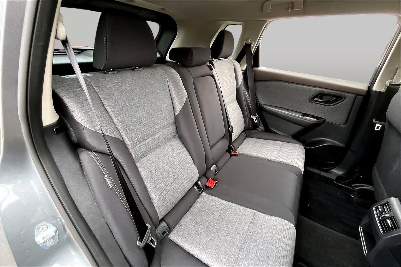 Used 2021 Nissan Rogue S FWD image 20