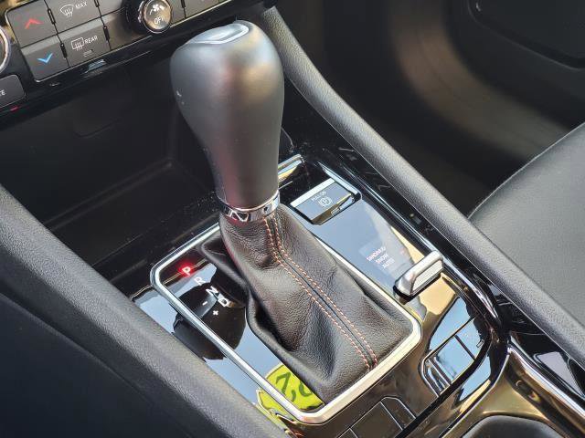 Used 2022 Jeep Compass Limited image 18