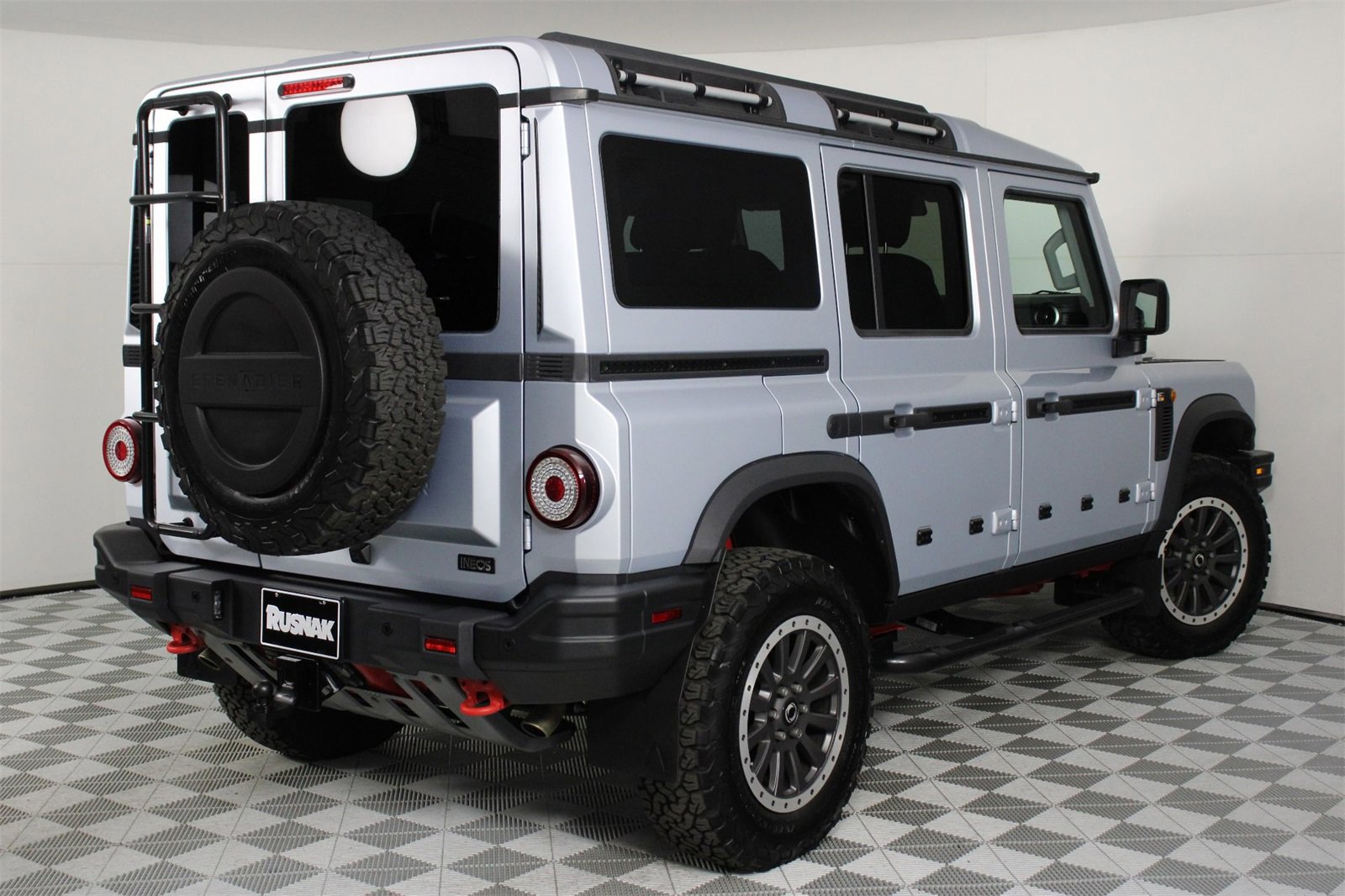 Used 2024 INEOS Grenadier Fieldmaster Edition image 6