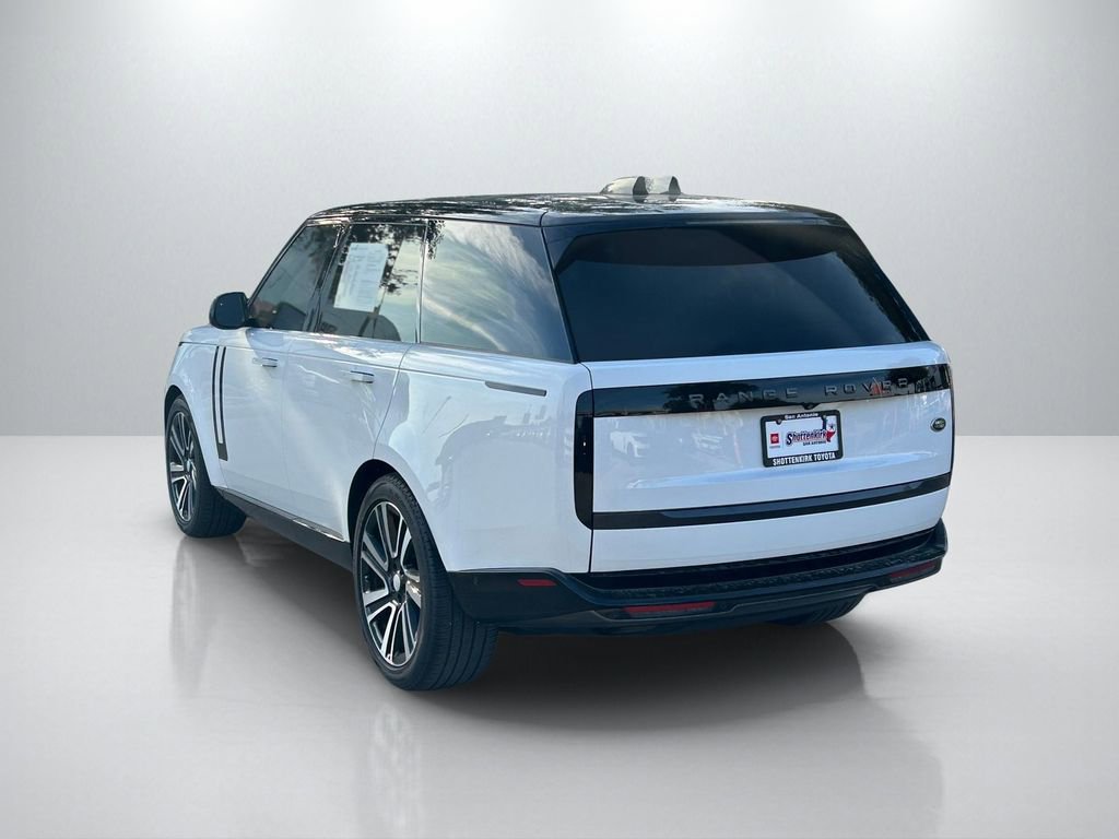 Used 2023 Land Rover Range Rover SE AWD/4WD image 7