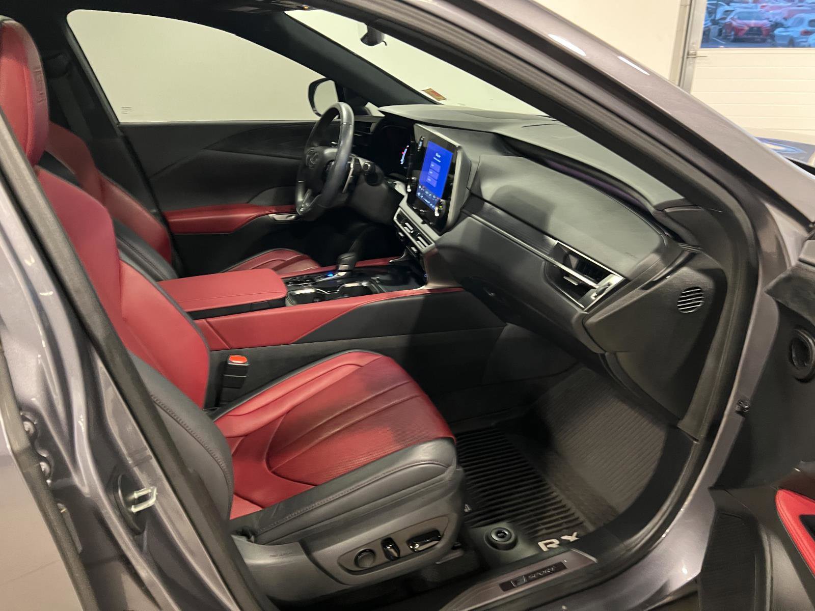 Used 2023 Lexus RX 350 F Sport w/ Accessory Package image 38