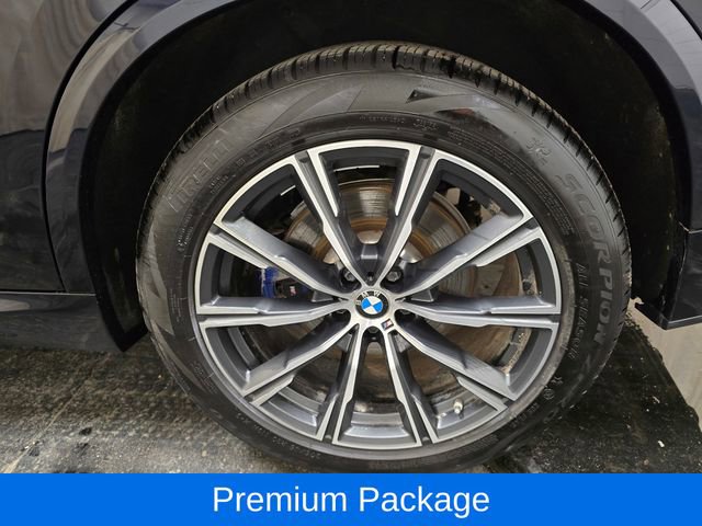 Used 2022 BMW X5 xDrive40i w/ M Sport Package image 12