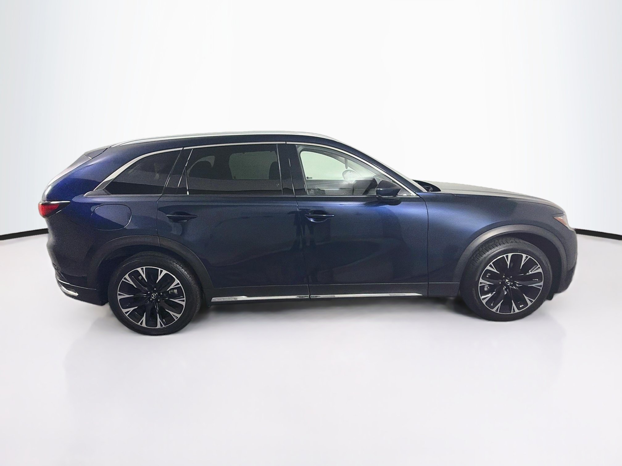 Used 2024 MAZDA CX-90 Plug-In Hybrid w/ Premium Pkg AWD/4WD image 10