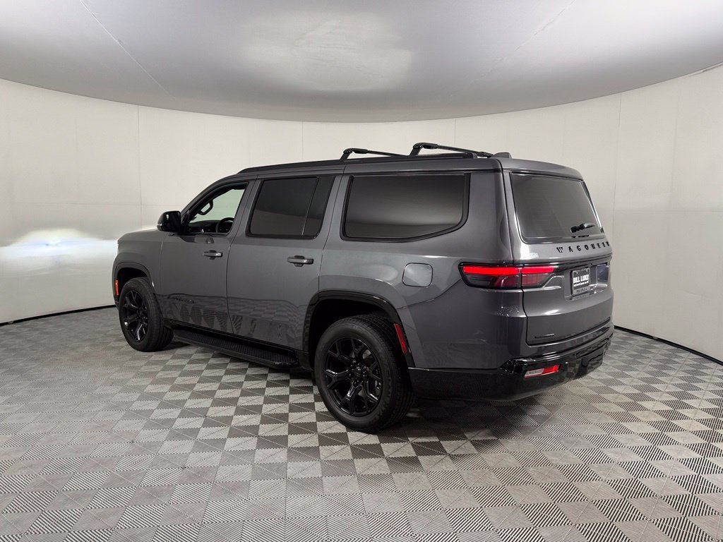 Used 2023 Jeep Wagoneer Series II AWD/4WD image 9