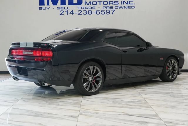 Used 2013 Dodge Challenger SRT8 w/ Harman Kardon Audio Group RWD image 9
