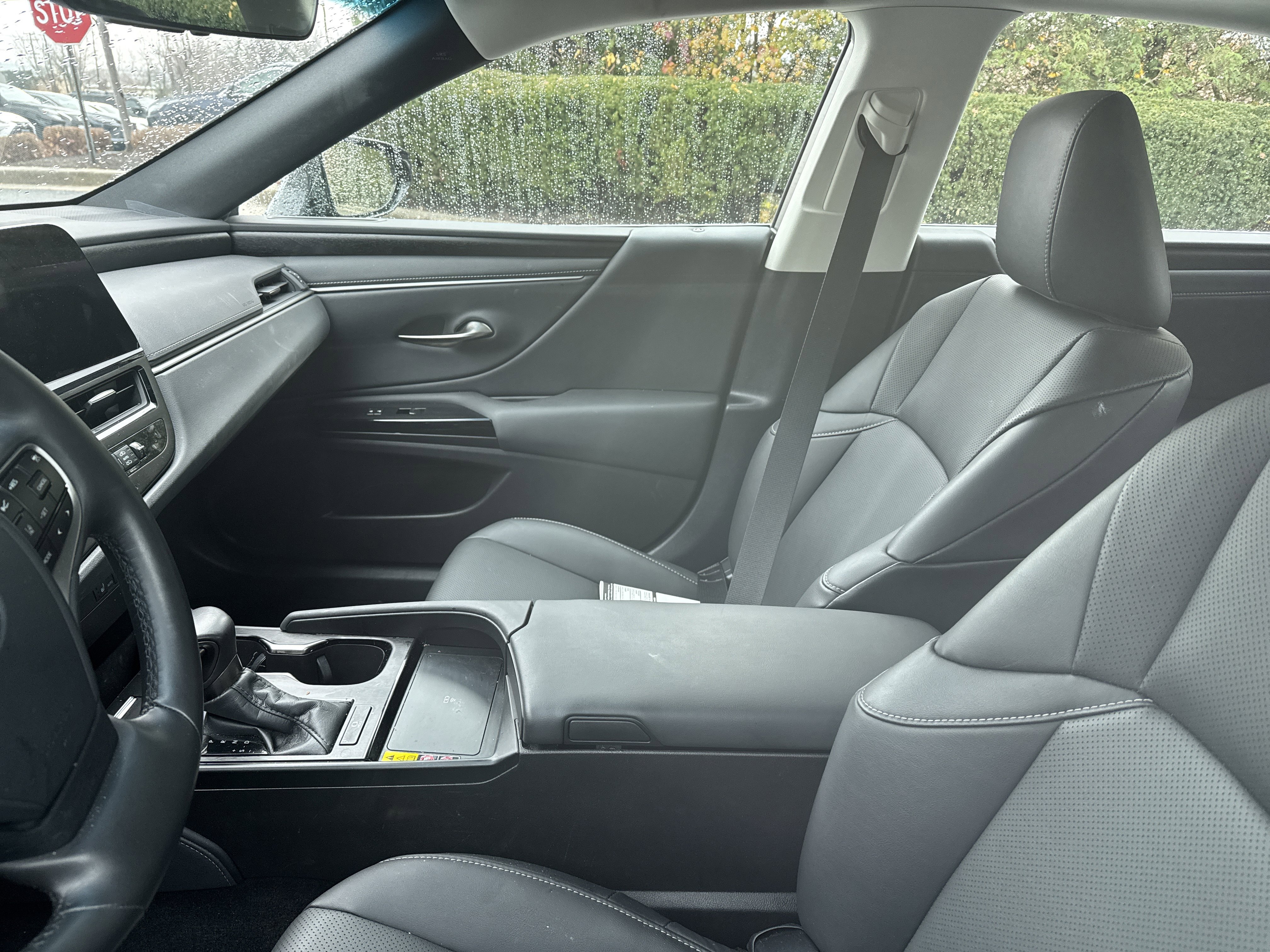 Certified 2025 Lexus ES 350 w/ Premium Package image 5