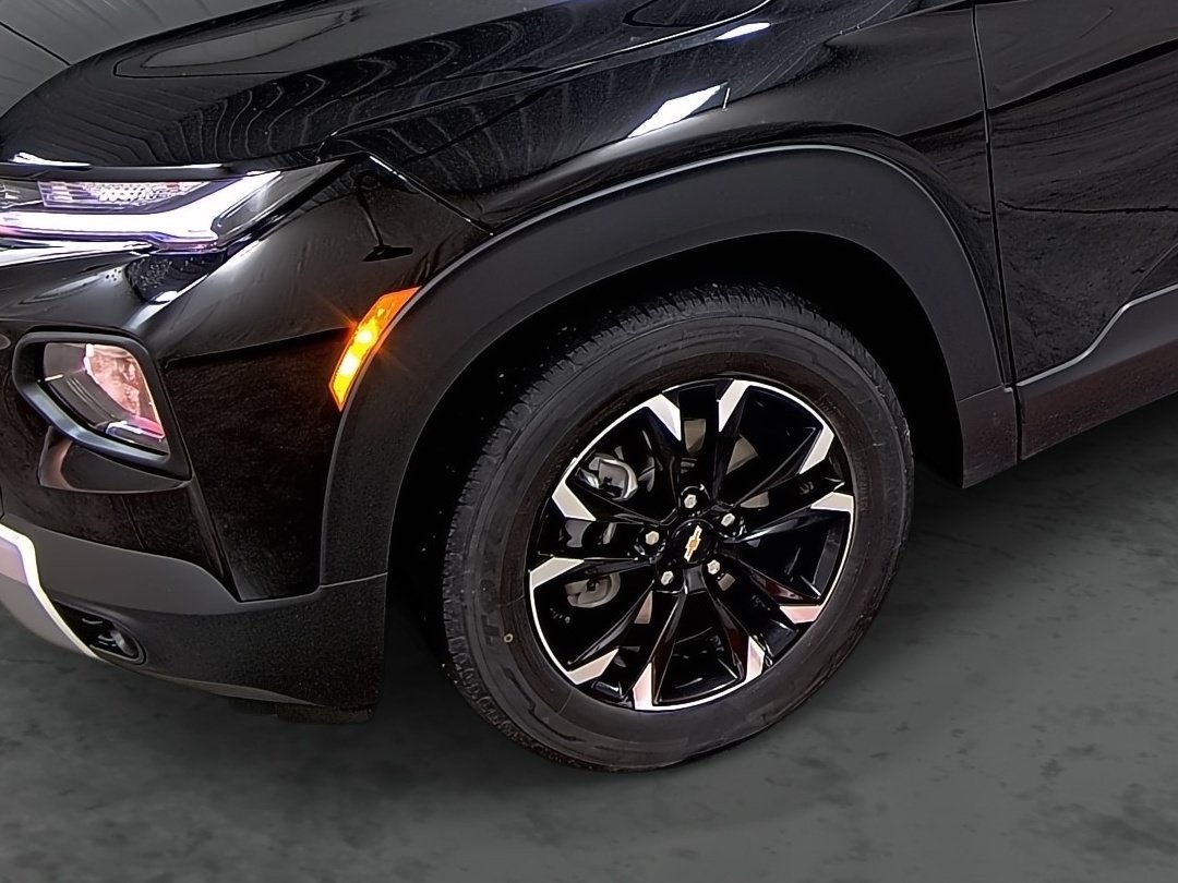 Used 2023 Chevrolet TrailBlazer LT FWD image 7