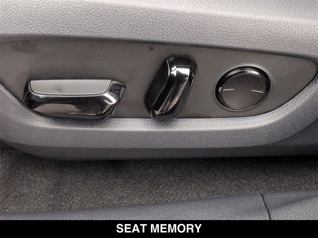 Used 2025 Lexus RX 350 Premium w/ Convenience Package image 22