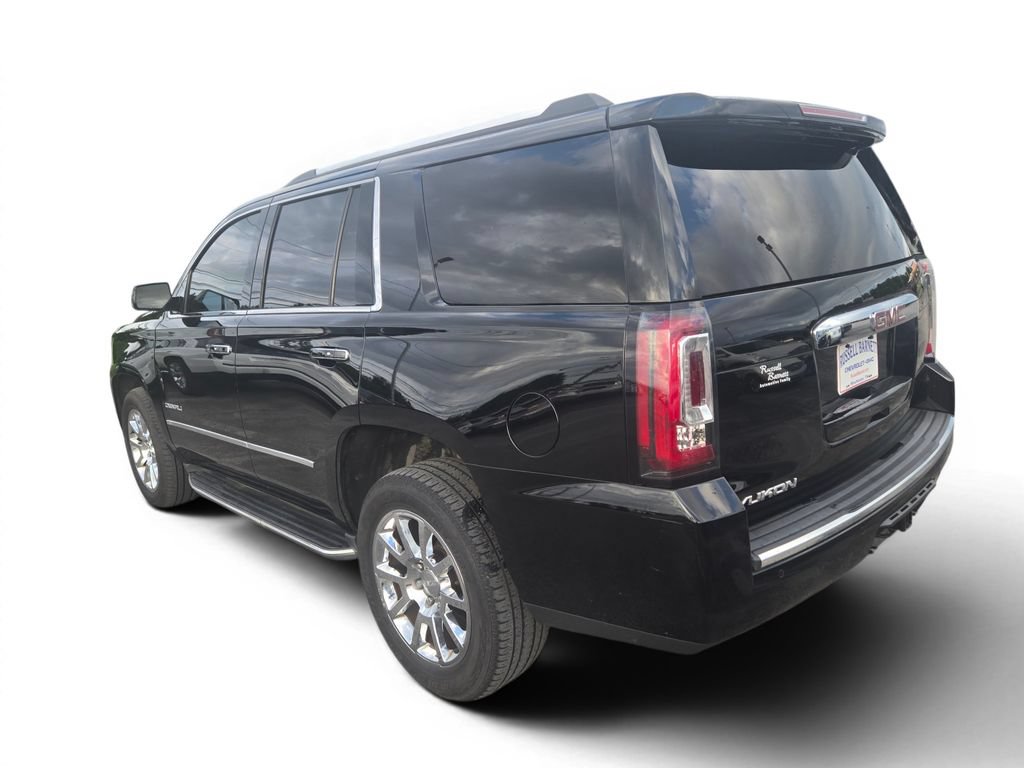 Used 2017 GMC Yukon Denali AWD/4WD image 3
