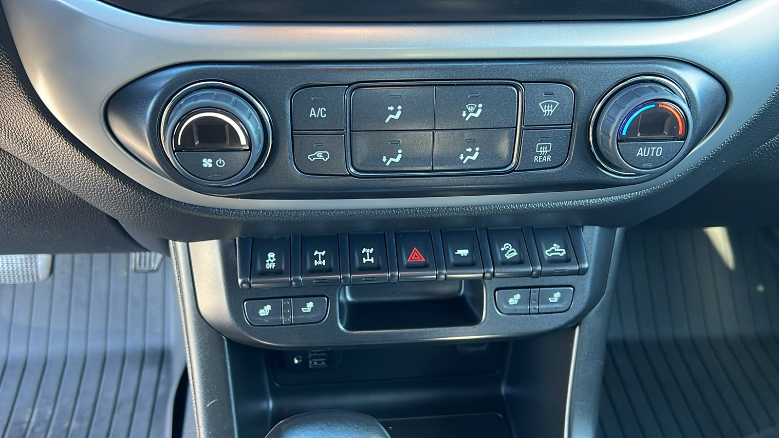 Certified 2022 Chevrolet Colorado ZR2 image 21