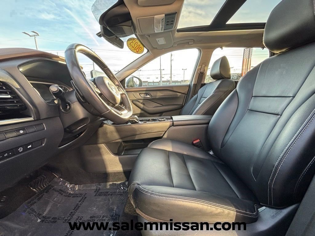 Certified 2023 Nissan Rogue SL w/ SL Premium Package AWD/4WD image 9