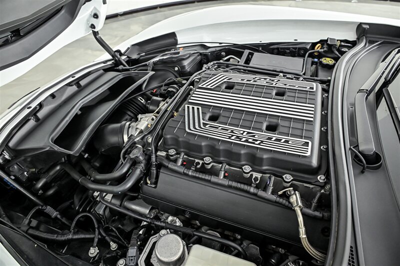 Used 2019 Chevrolet Corvette Z06 RWD image 12