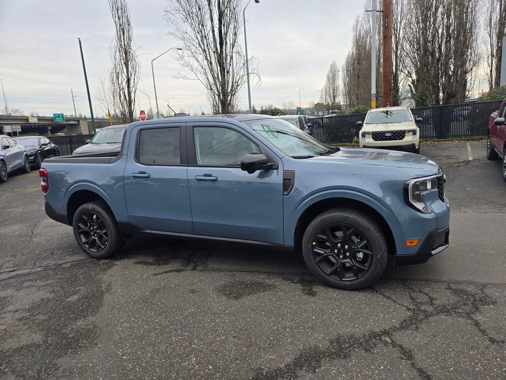 New 2026 Ford Maverick Lariat w/ Black Appearance Package image 4