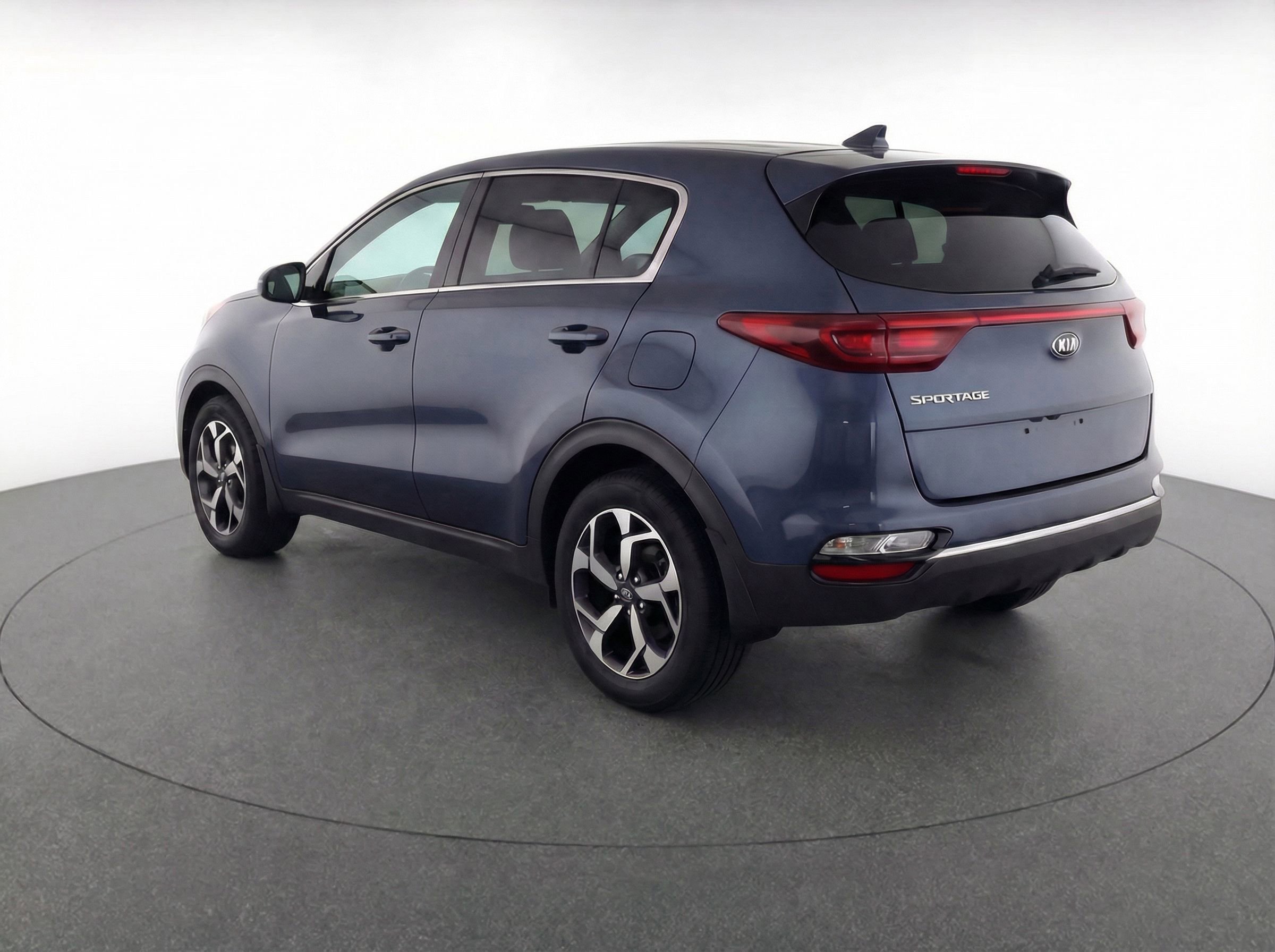 Used 2020 Kia Sportage LX image 4