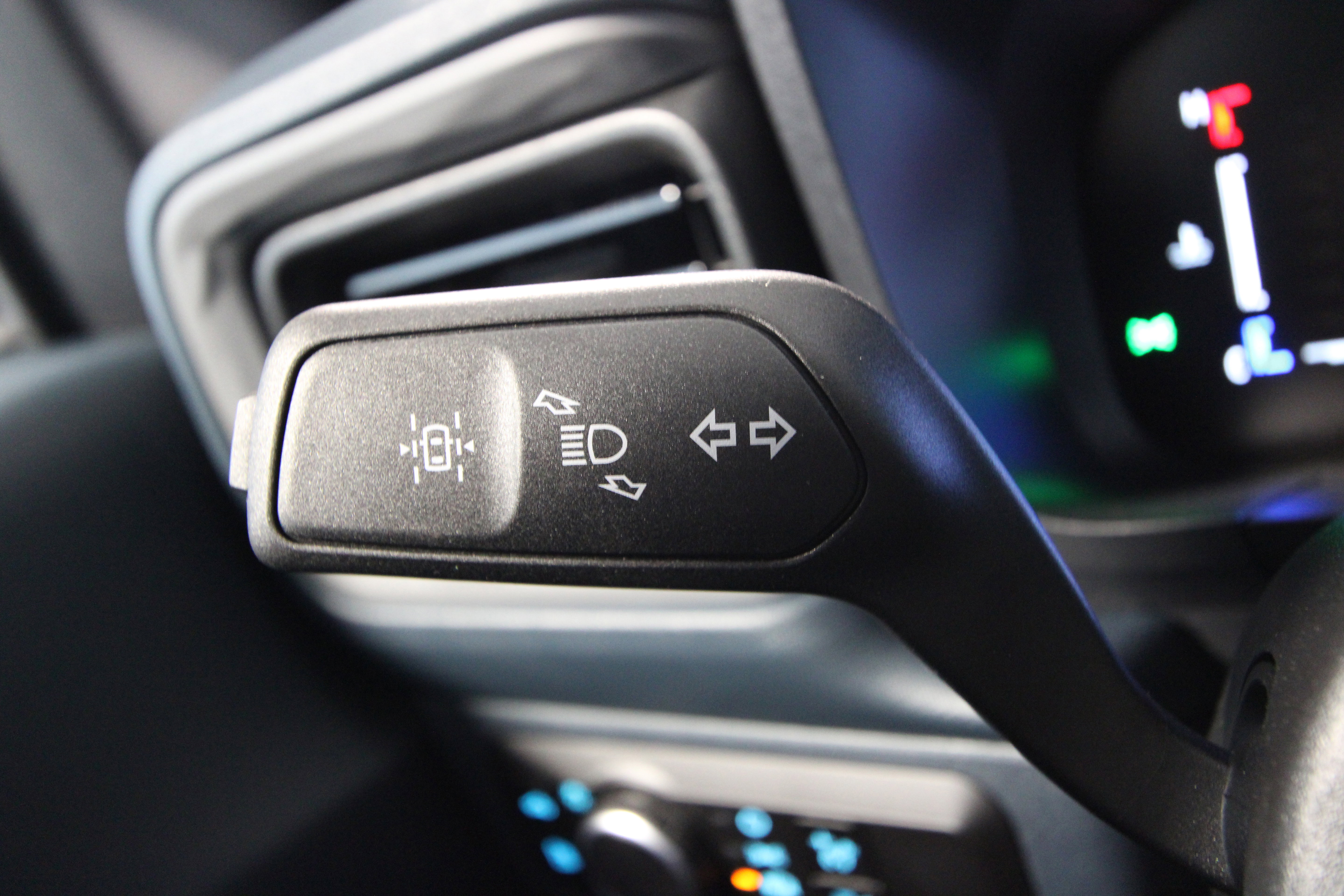 New 2025 Ford Maverick XL image 10